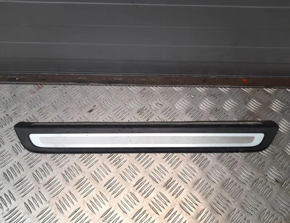 AUDI Q5 8R (2008-2017) Ľavý plastový kryt bočného prahu 8R0853373 33420987