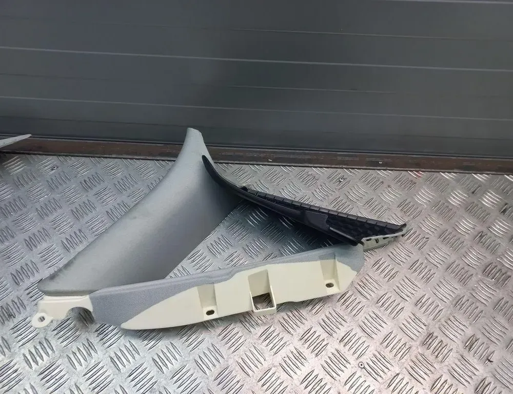 AUDI A6 C6/4F (2004-2011) Ľavý zadný stĺpik ozdobného lemu 4G5867287 33421547