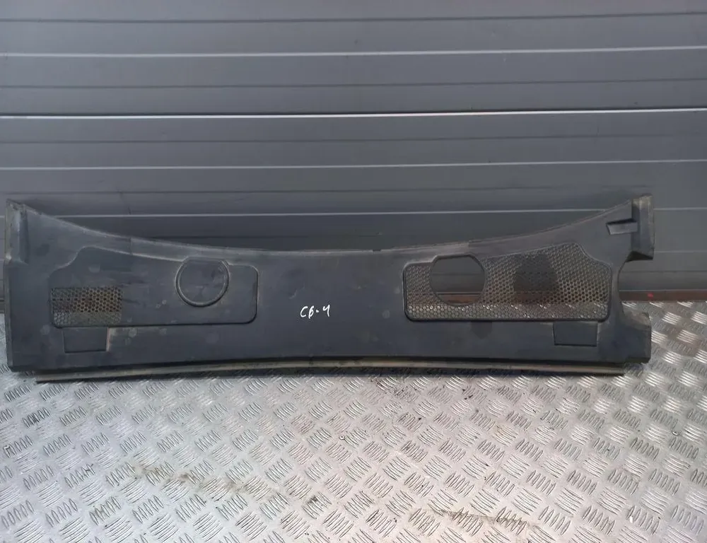 AUDI A6 C6/4F (2004-2011) Front  Wiper Cowl Trim 4F1819447 33421882