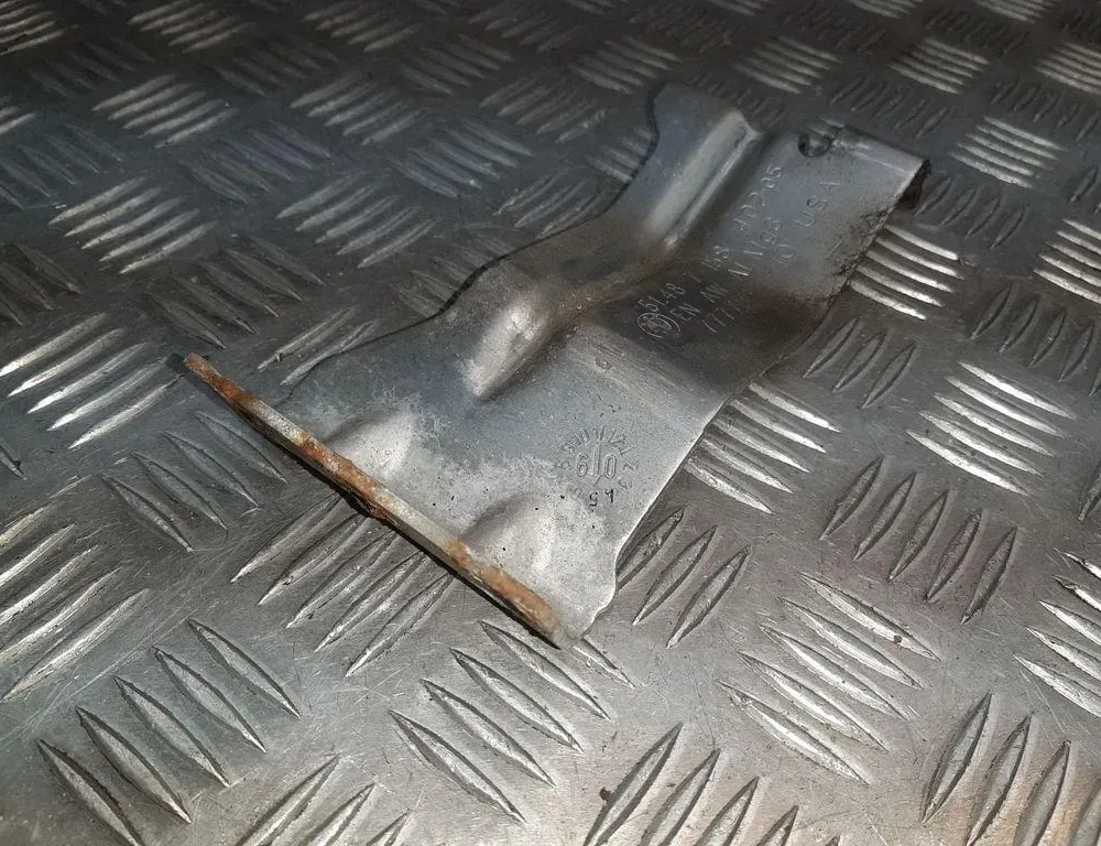 BMW X6 E71/E72 (2008-2012) Držiak nádrže na palivo 5148715840205 33421938