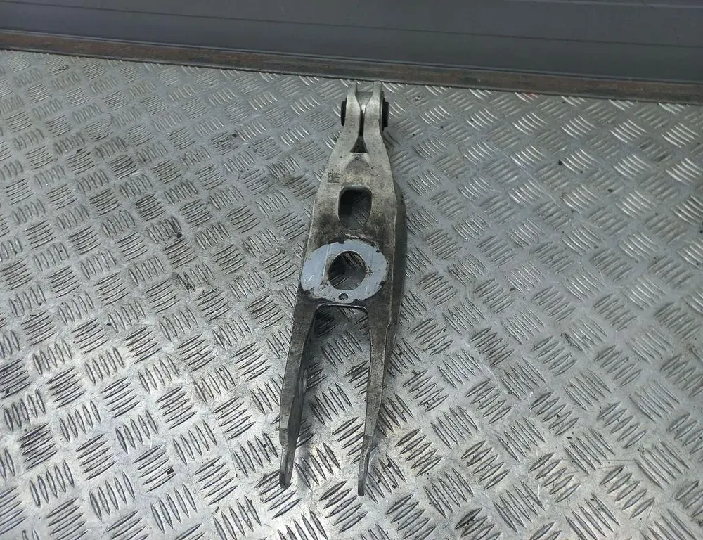 AUDI A5 F5 (2016-2024) Rear Left Arm 8W0505311H 33423138