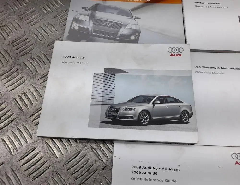 AUDI A6 C6/4F (2004-2011) Книга обслуживания 8K0915181C 33425270