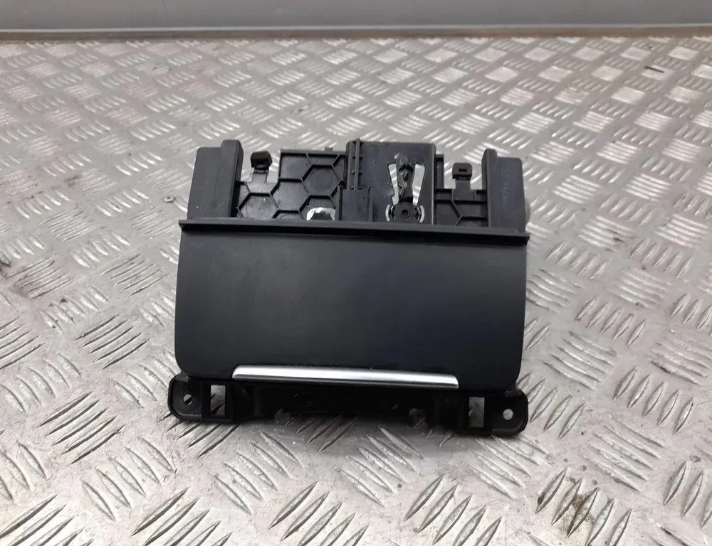 AUDI Q5 8R (2008-2017) Пепельница 8K0857951C 33426082