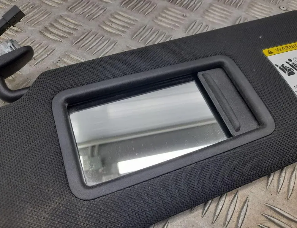 AUDI A8 D2/4D (1994-2002) Защита от солнца левая 33427433