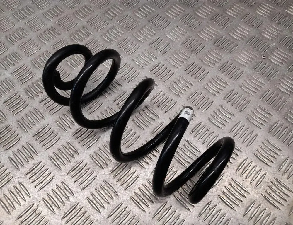 AUDI A5 F5 (2016-2024) Пружина амортизатора задняя левая 8W0511115 33428593