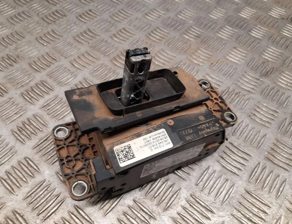 AUDI A8 D2/4D (1994-2002) Gearbox Selector 4H1927731A 33430192