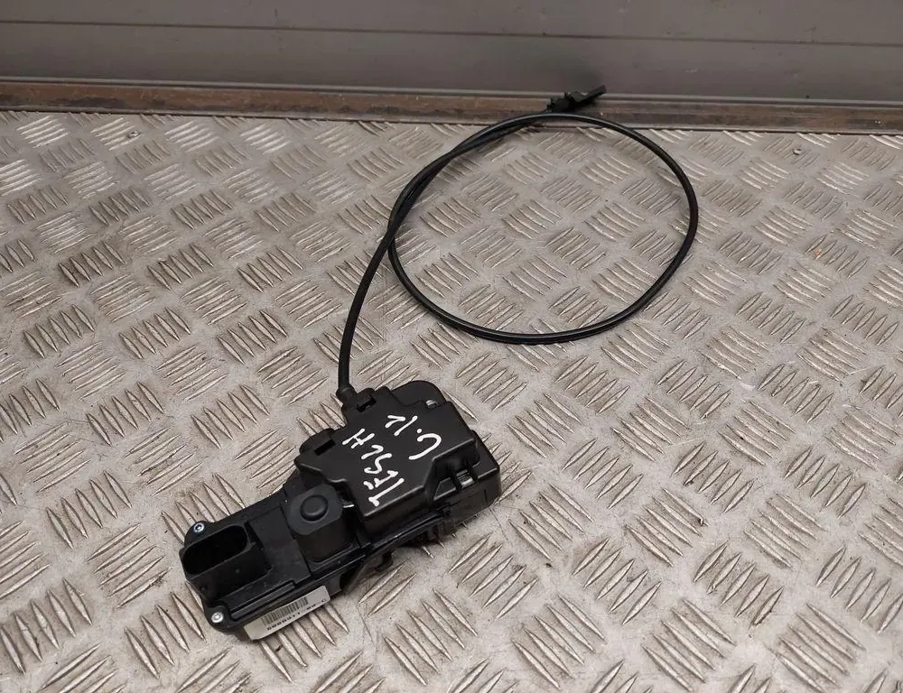 TESLA Model 3 1 generation (2017-2024) Zámok ľavých zadných dverí 600891100C 33432638