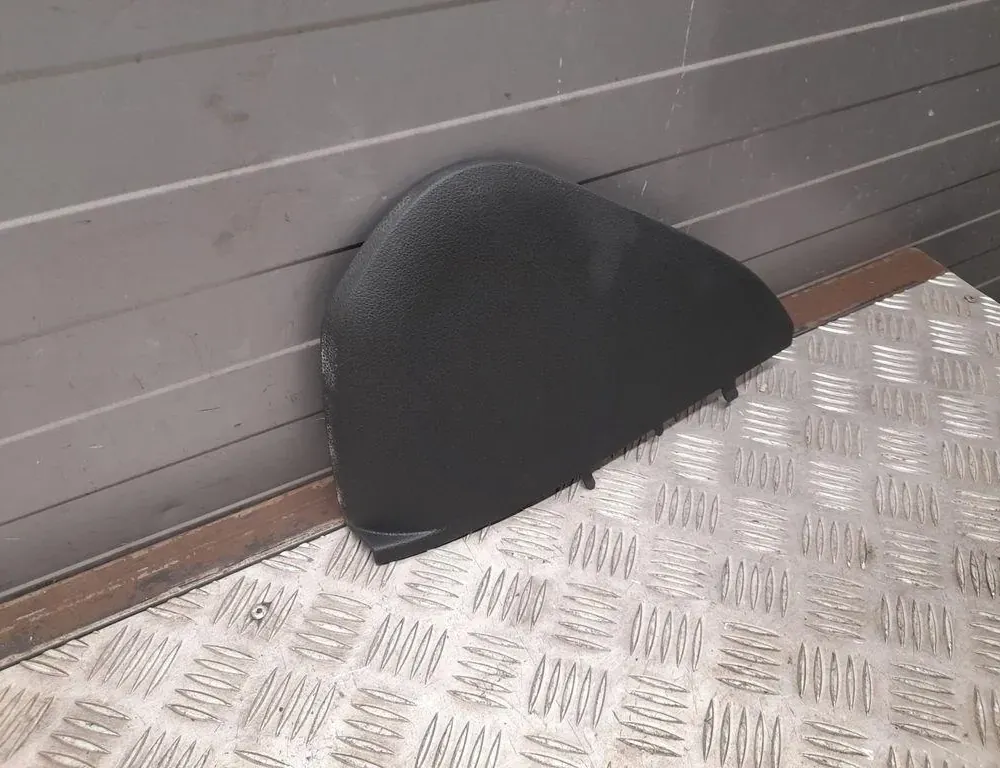 AUDI Q7 4L (2005-2015) Bočné lemovanie panelu 4M0857085A 33433417