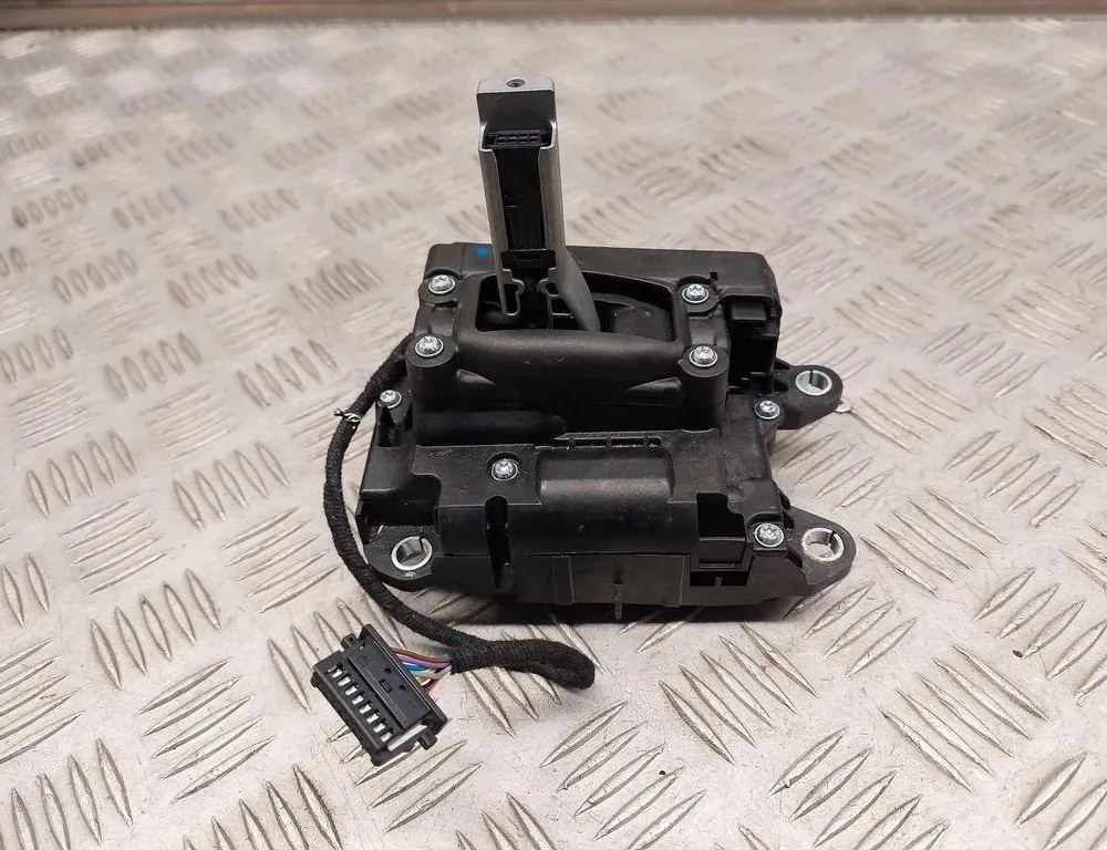 AUDI A4 B9/8W (2015-2024) Prevodovka Selector 8W1713041E 33435872