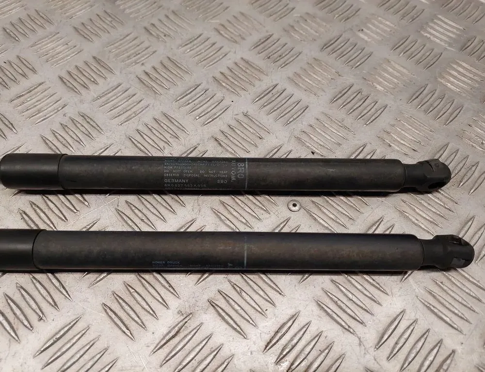 AUDI Q5 8R (2008-2017) Амортизатор крышки багажника правый 8R0827552A 33436227