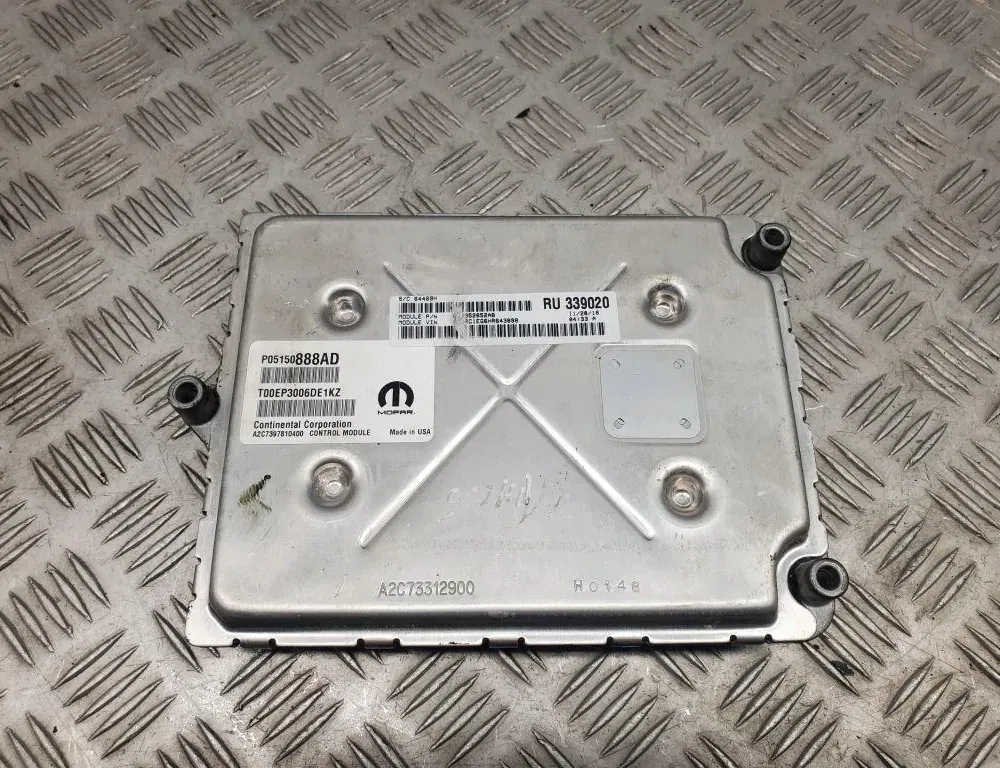 CHRYSLER Pacifica 2 generation (RU) (2016-2023) Riadiaca jednotka motora P05150888AD 33437870