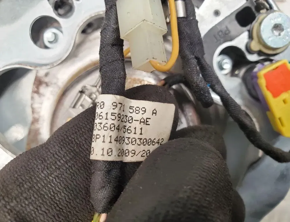 AUDI Q5 8R (2008-2017) Steering Wheel Airbag 8R0880201C 33440921