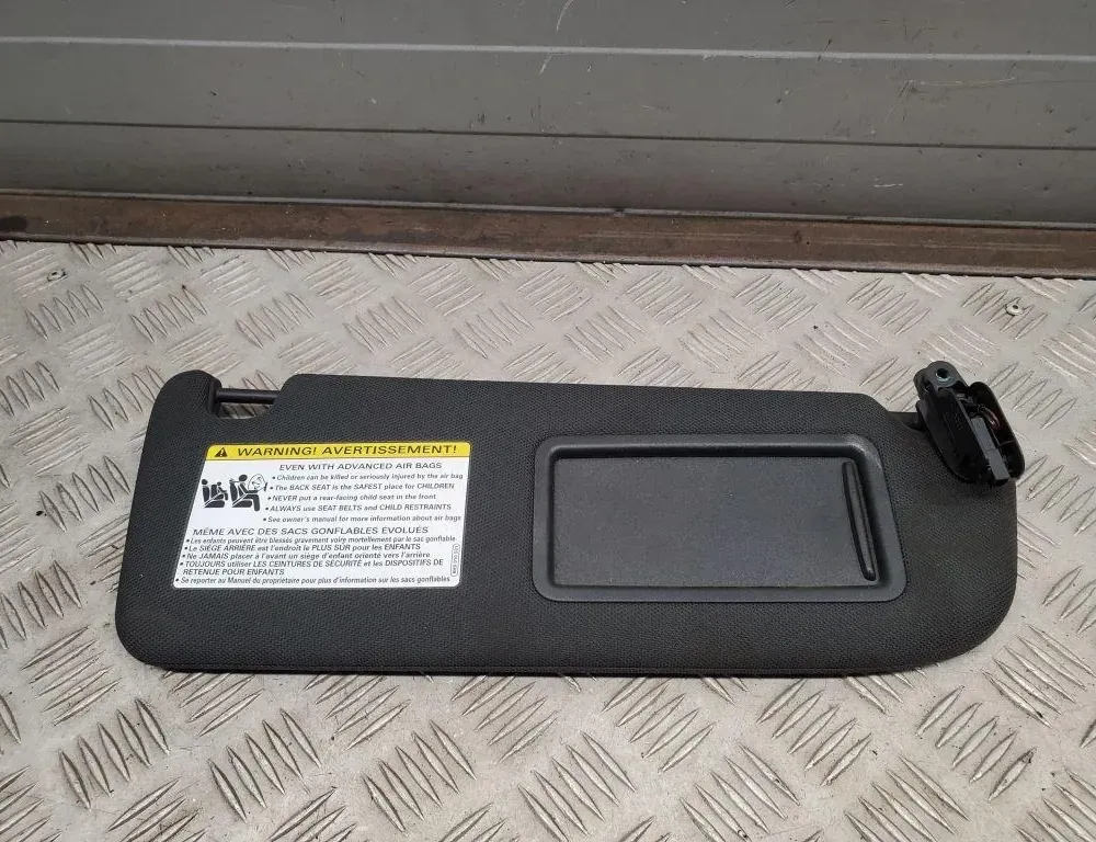 AUDI A8 D2/4D (1994-2002) Защита от солнца правая 4H0857552 33441119