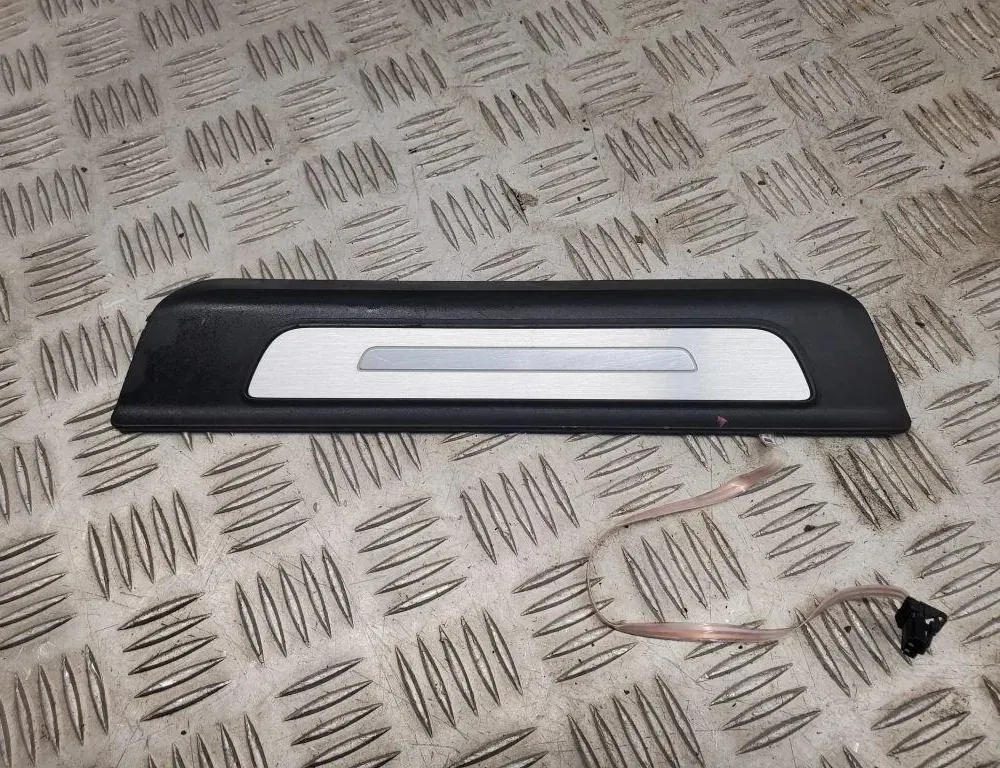 AUDI Q7 4M (2015-2024) Rear Left Sill Trim 4M0947417 33442275