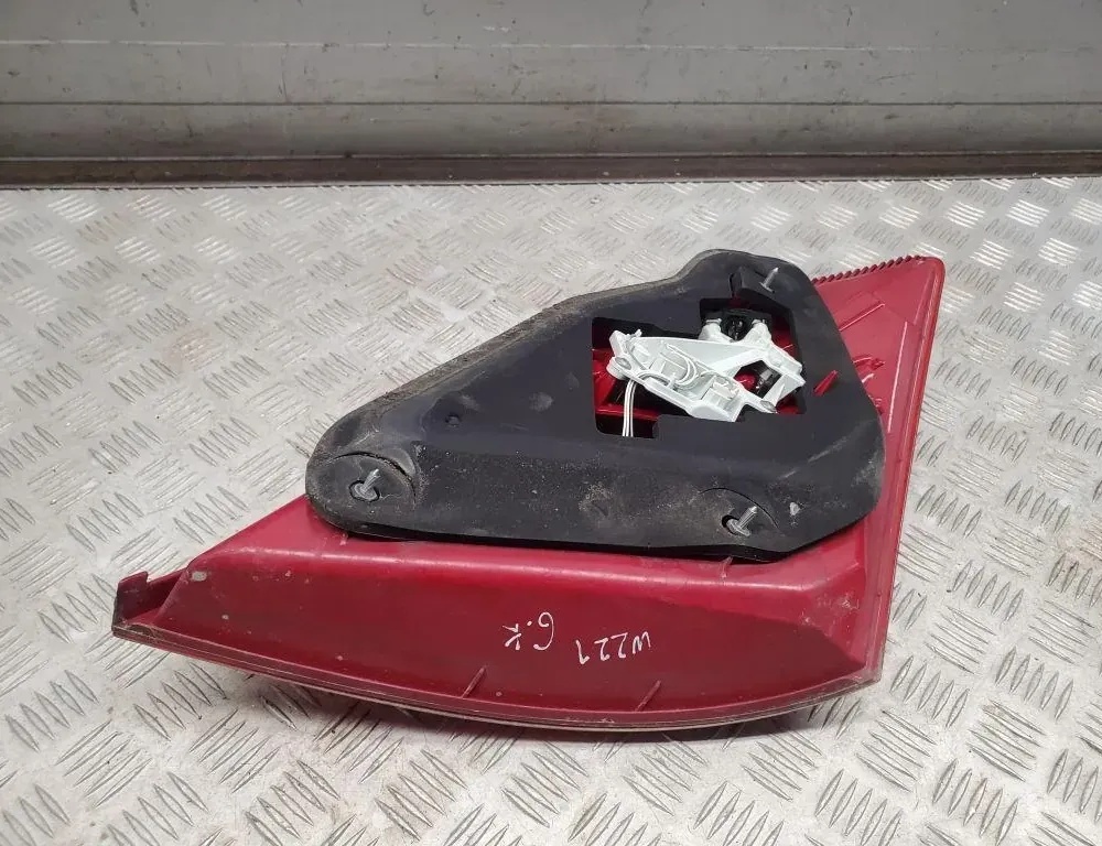 MERCEDES-BENZ S-Class W221 (2005-2013) Ľavé zadné koncové svetlo A2218201364 33442915