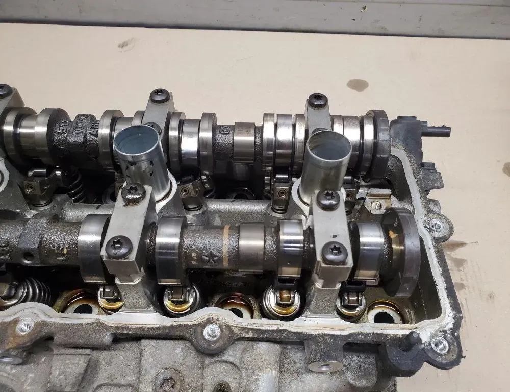 CHRYSLER Pacifica 2 generation (RU) (2016-2023) Голова двигателя 04893811AF,05048043AB 33444917