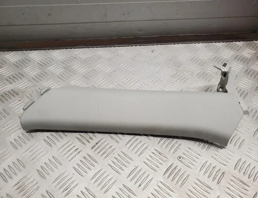 AUDI Q3 F3 (2018-2024) Pravý stĺpikový obklad 8U0867288 33447125