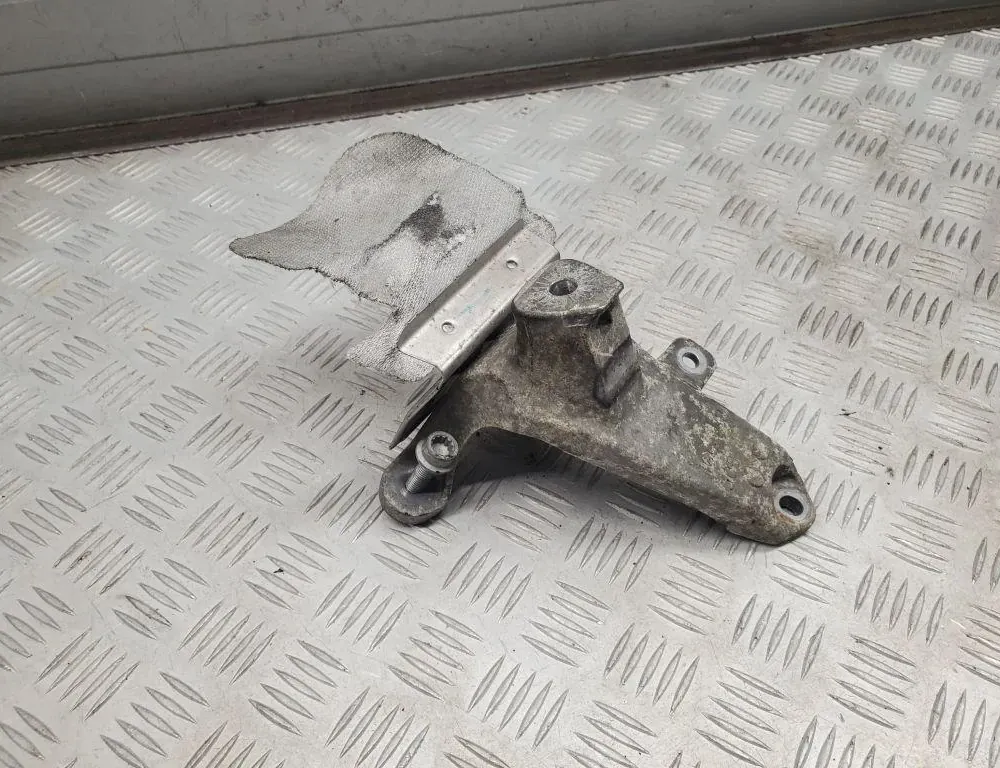 AUDI A6 C6/4F (2004-2011) Engine Bracket Right Side 4G0199308N 33447467