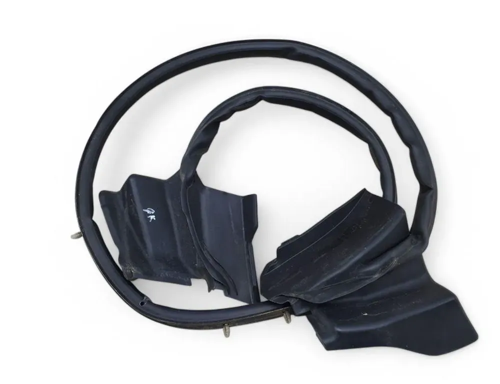 MASERATI Levante 1 generation (2016-2024) Задняя левая дверная уплотнительная резина 670032883 33450392