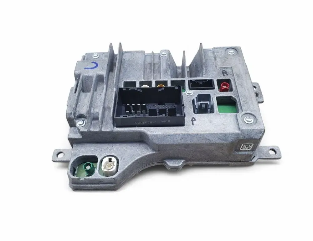 CHRYSLER Pacifica 2 generation (RU) (2016-2023) Prehrávač hudby s GPS 68308807,68308807AI 33454321