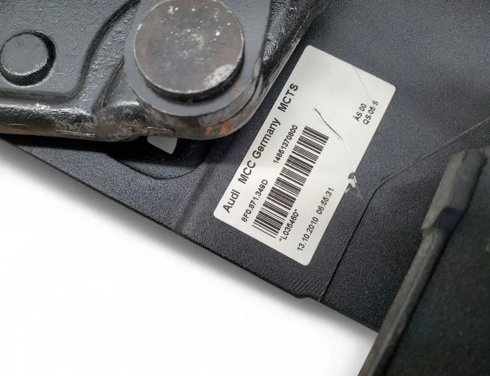 AUDI A5 8T (2007-2016) Петля крышки багажника левая 33455872