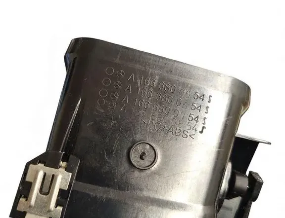 MERCEDES-BENZ GL-Class X166 (2012-2015) Вентиляционные отверстия центральной консоли A1668300854 33465387