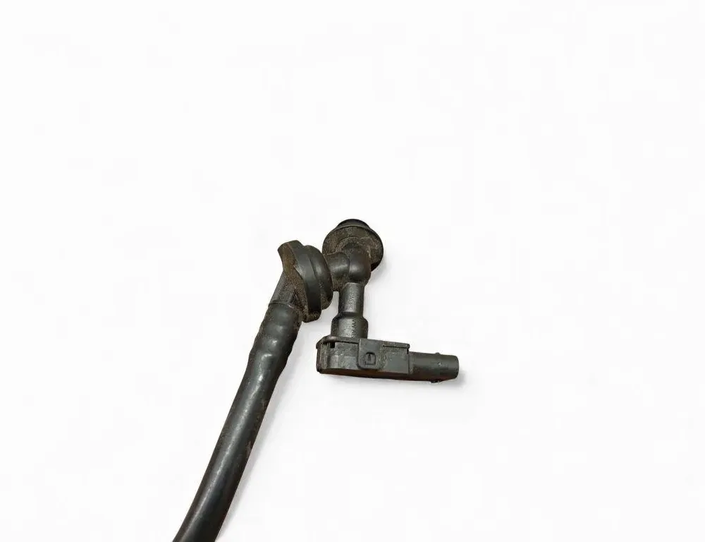 AUDI 100 4A/C4 (1990-1994) Vacuum tube 5Q0906207 33465404