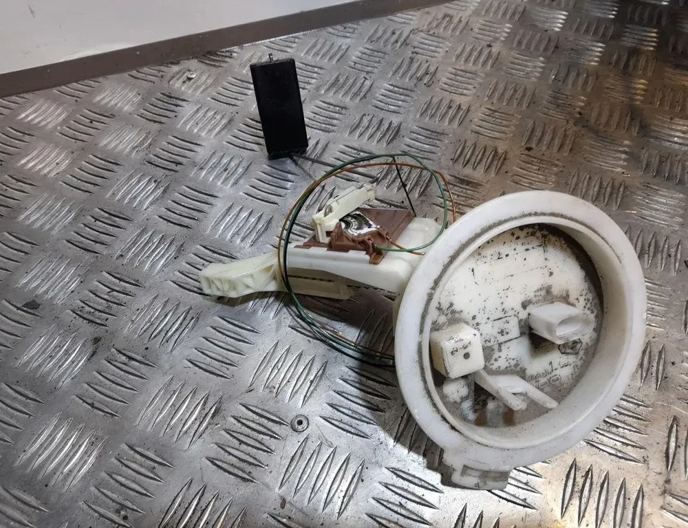 AUDI TT 8J (2006-2014) Senzor hladiny paliva 33483939