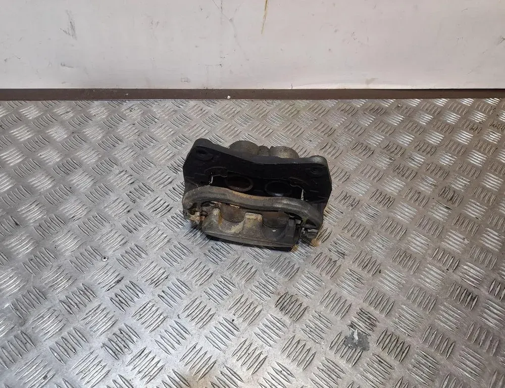 SUBARU Impreza 5 generation (2016-2023) Front Right Brake Caliper 33484004