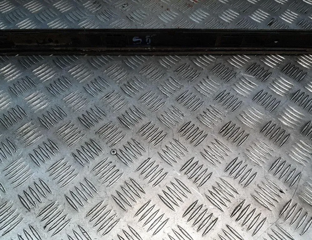 AUDI A5 8T (2007-2016) Ľavý plastový kryt bočného prahu 8T0854931A 33485973