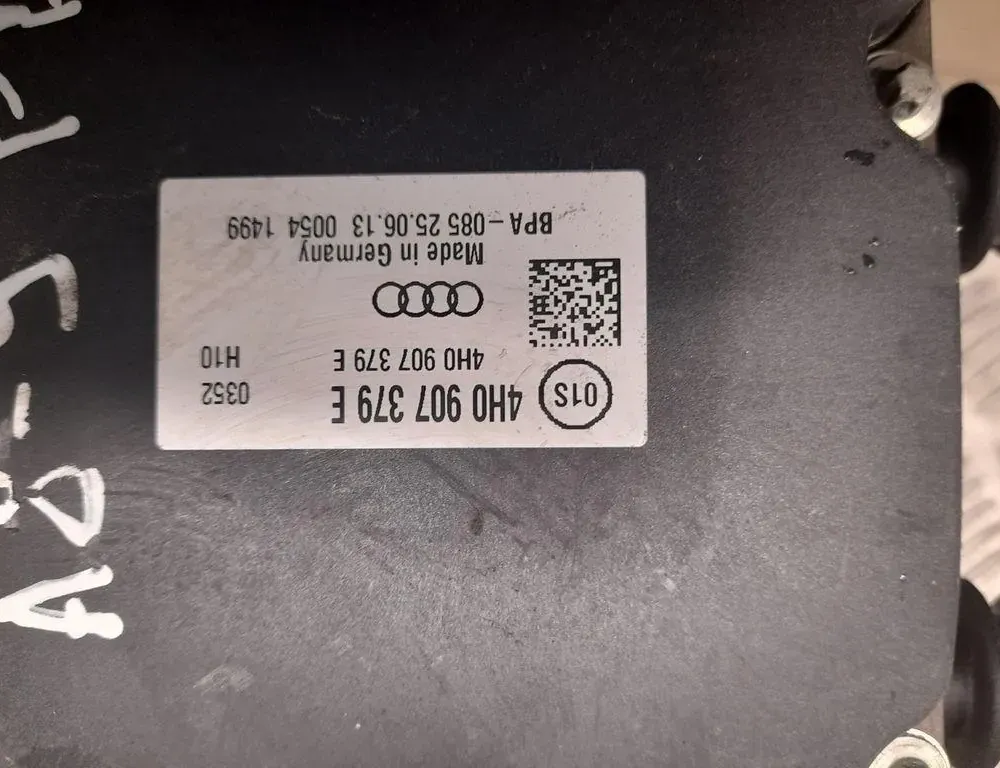 AUDI A8 D2/4D (1994-2002) Абс блок 4H0907379E 33487076