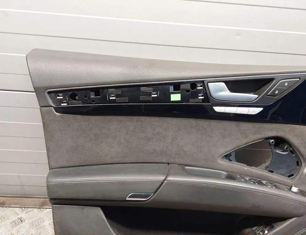 AUDI A8 D2/4D (1994-2002) Front Left Door Panel 4H1868017B 33487078