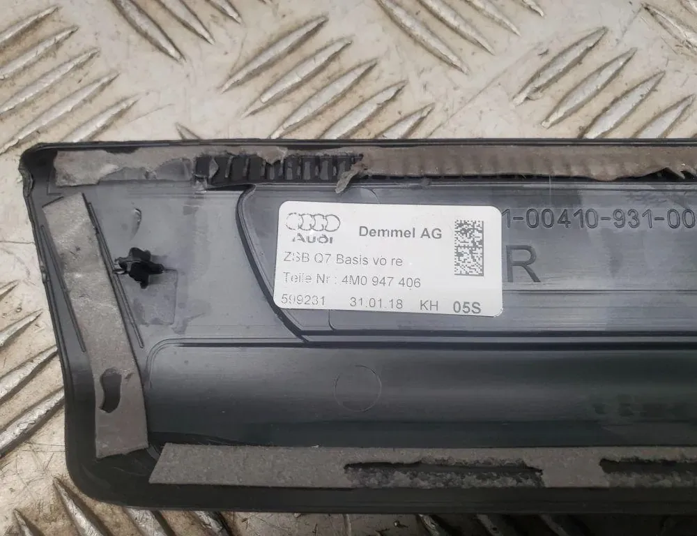 AUDI Q7 4M (2015-2024) Отделка переднего правого порога 4M0947406 33488744