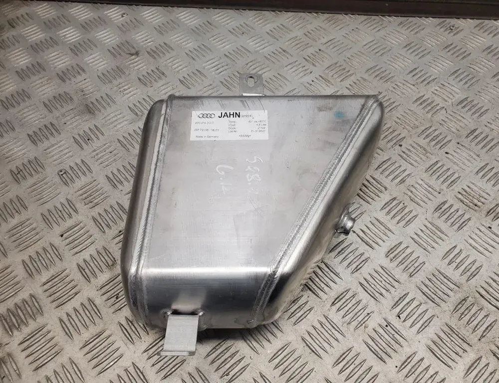 AUDI Q8 4M (2018-2024) Vzduchová nádrž 4M0616203F 33488934