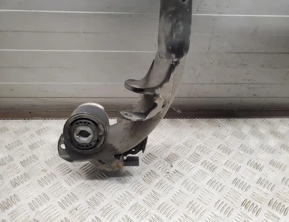 AUDI A4 B9/8W (2015-2024) Траверс задний 8W0505235AE 33488974