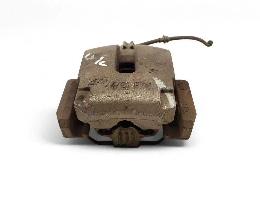 BMW X6 F16 (2014-2020) Ľavý zadný brzdový strmeň 33491160