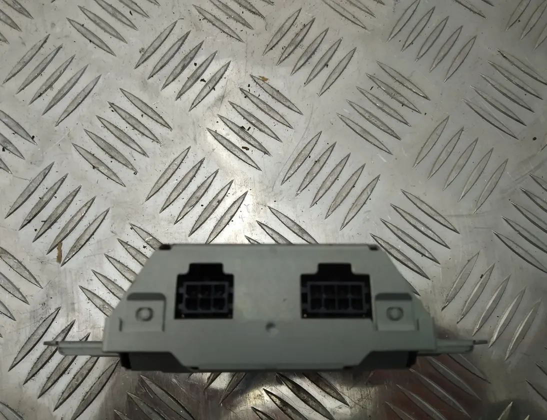 KIA Cee'd 1 generation (2007-2012) Дополнительные соединители музыкального проигрывателя 961201H700 13521585