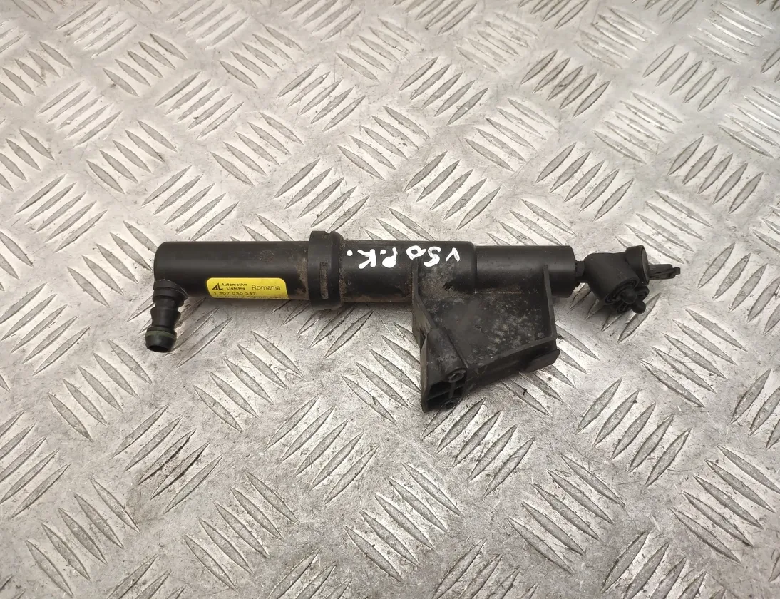 VOLVO V50 1 generation (2003-2012) Омыватель фар левой стороны 1300390119,30661085,30661085002,1307030347 20680137