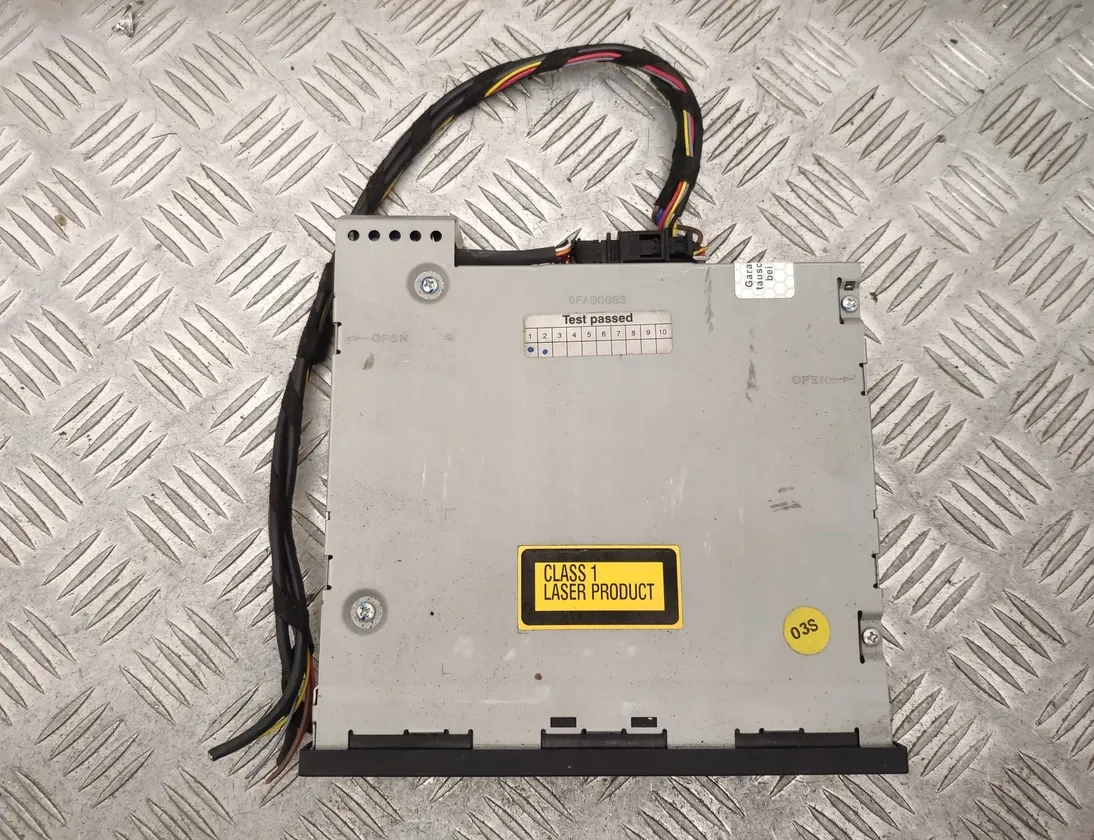 SKODA Octavia 2 generation (2004-2013) CD menič 1Z0035111A 20809643