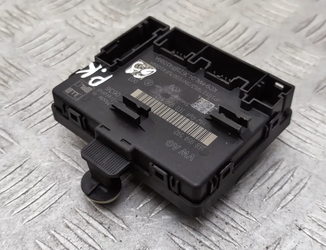 AUDI Q4 Sportback e-tron 1 generation (2021-2024) Front Left Door Control Unit 1EB959592 27919751