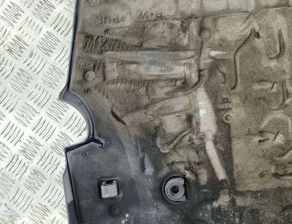 BMW 3 Series E90/E91/E92/E93 (2004-2013) Декоративная крышка двигателя 7797410 33116701