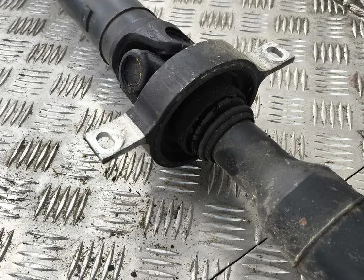 BMW 3 Series E90/E91/E92/E93 (2004-2013) Кардан 002000240,7575332 33117079