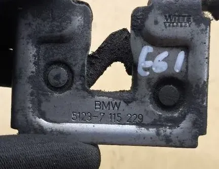 BMW 5 Series E60/E61 (2003-2010) Zámok kapoty 7115229 33134526