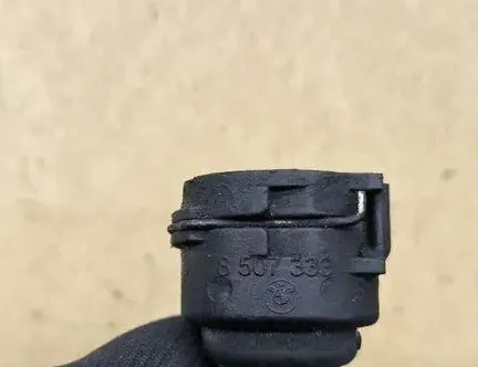 BMW X5 E70 (2006-2013) Coolant Hose Pipe 8507333 33151875