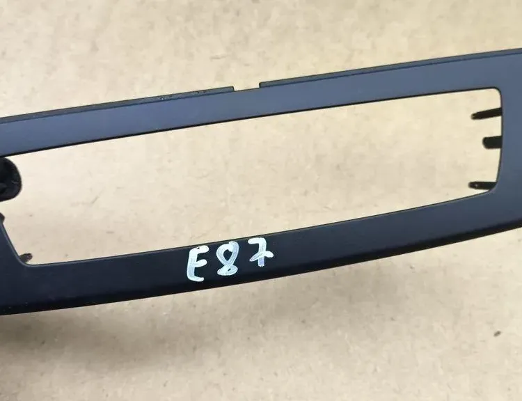 BMW 1 Series E81/E82/E87/E88 (2004-2013) Нижняя панель 10822910 33158134