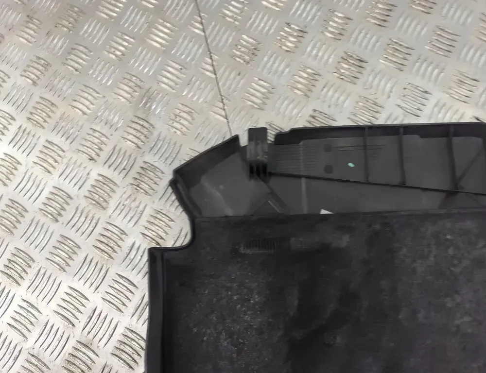 BMW 3 Series F30/F31 (2011-2020) Kryt motora 7810802,05106107 33158654