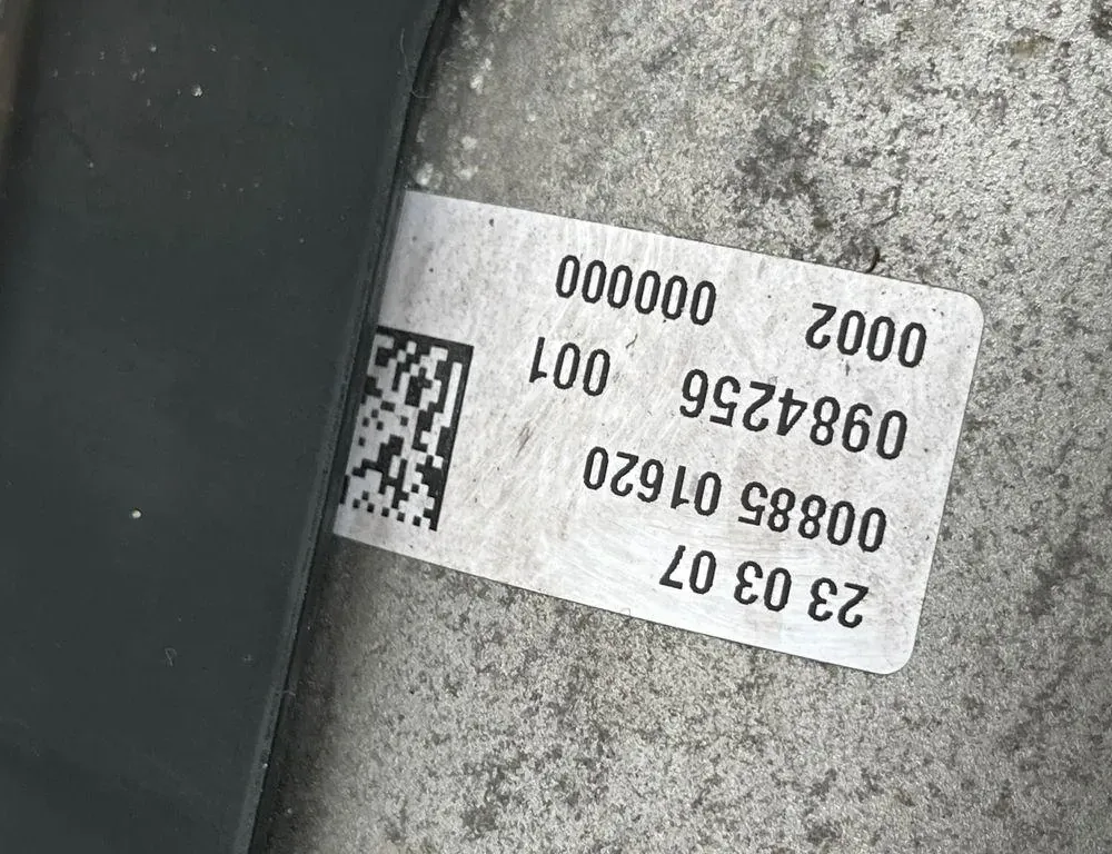 BMW M3 G80 (2020-2023) Рулевая Pейка 7908021,7907947 33743291