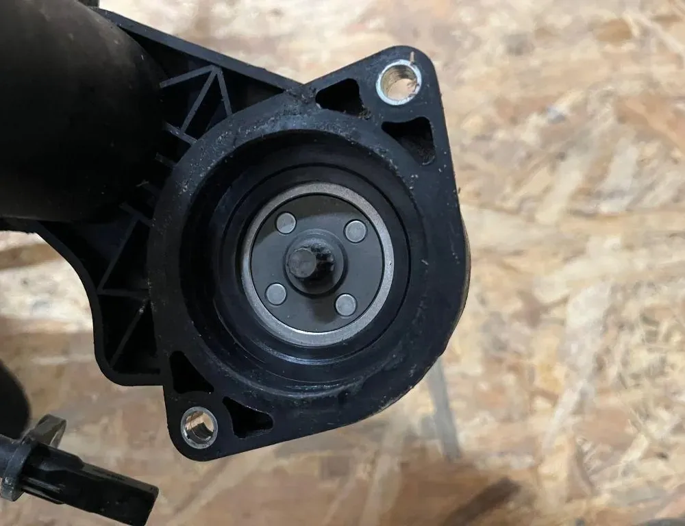 KIA EV6 1 generation (2021-2023) Ľavý zadný brzdový strmeň T158237700 33141633