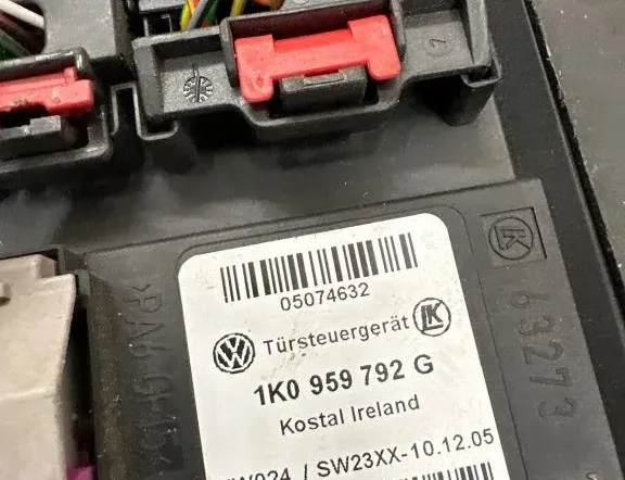 SKODA Octavia 1 generation (1996-2010) Front Left Door Window Regulator Motor 32101205011101,1K0959792G 33142878