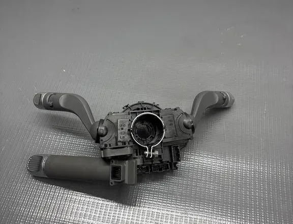 HYUNDAI IONIQ 5 1 generation (2021-2023) Подрулевой переключатель 299223536 33163613